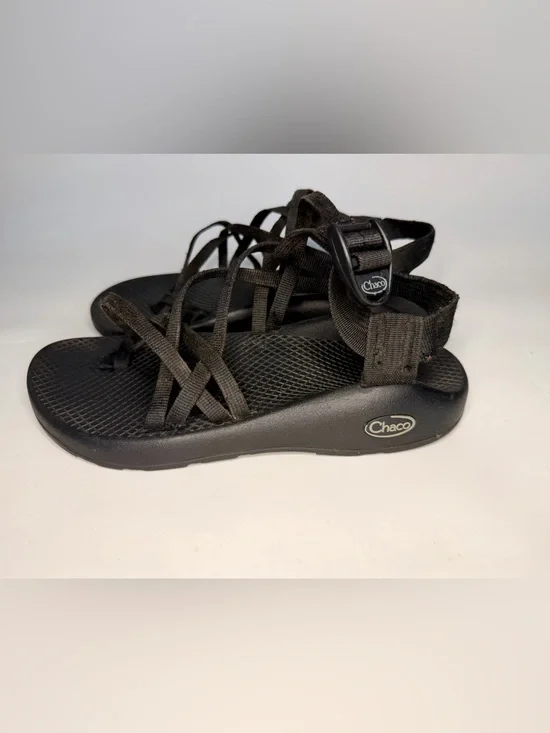 Chaco Women's Classic Black Outdoor Hiking Strappy Sandal Size 7 - Picture 2 of 12